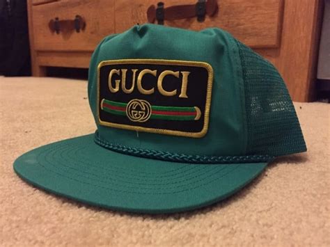 gucci snapback vintage|More.